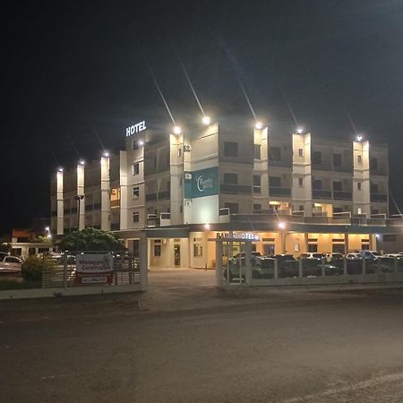 Rambo Hotel Алегрети Экстерьер фото